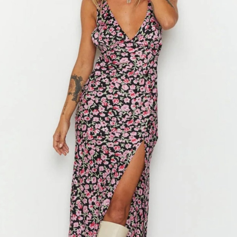 Beginning Boutique Pink Floral Maxi Dress